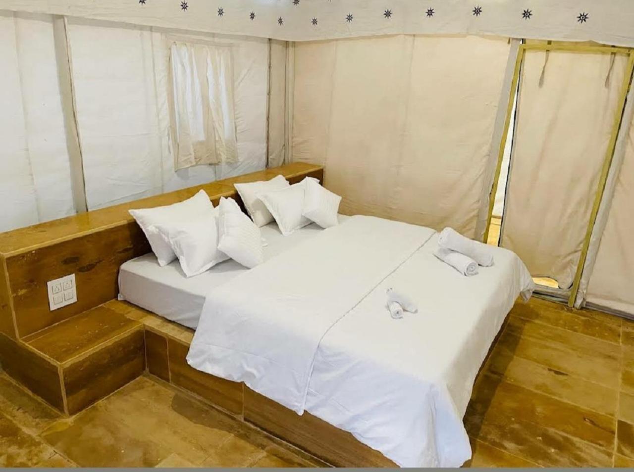 Wild Heritage Resort & Camp Jaisalmer Buitenkant foto